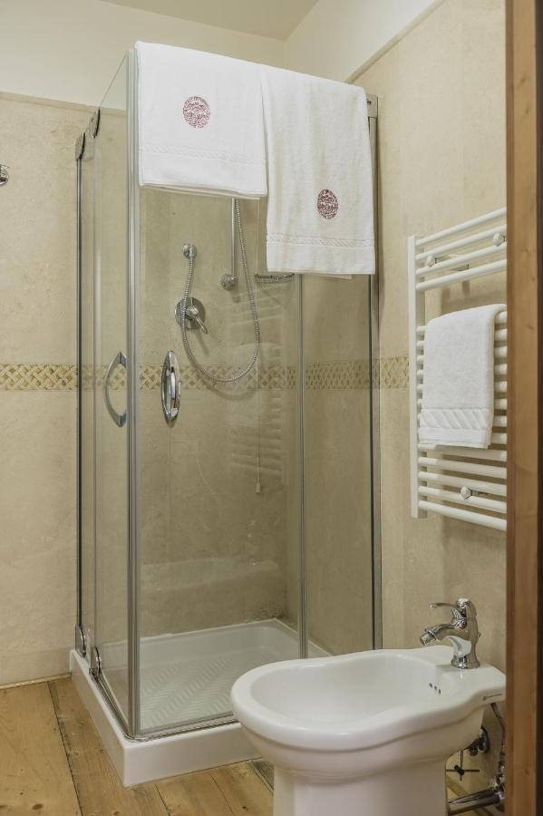 Le Camere Di Palazzo Bortolan Treviso Exterior foto