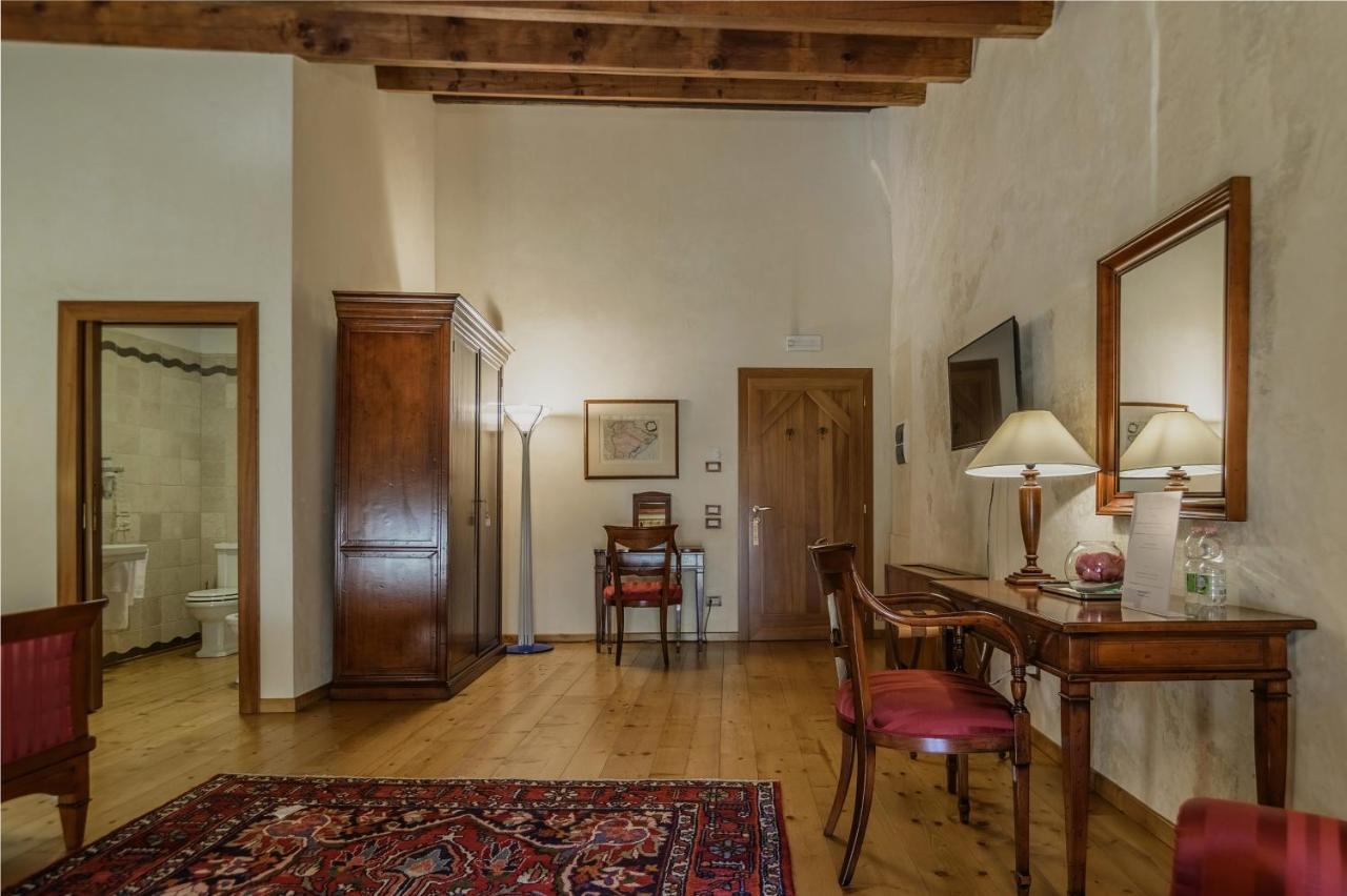 Le Camere Di Palazzo Bortolan Treviso Exterior foto